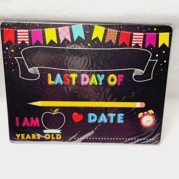 First Day and Last Day of  Chalkboard Sign - Picture 4 of 4